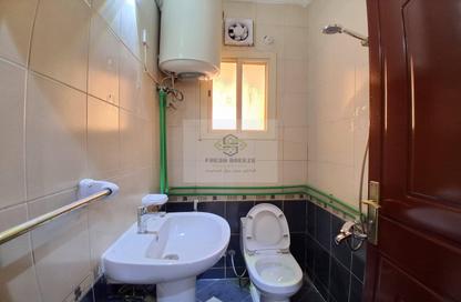 Apartment - 2 Bedrooms - 2 Bathrooms for rent in Al Jazeera Street - Fereej Bin Mahmoud North - Fereej Bin Mahmoud - Doha