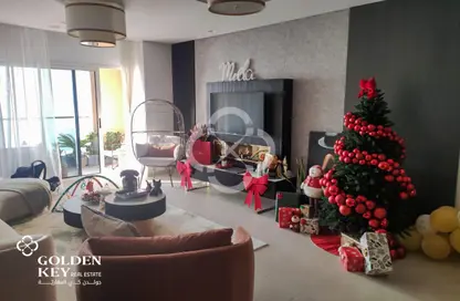 Apartment - 1 Bedroom - 2 Bathrooms for sale in Viva East - Viva Bahriyah - The Pearl Island - Doha