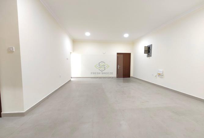 1021716 - Property Image 2