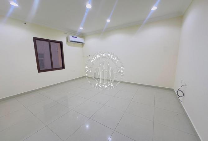 58042636 - Property Image 3