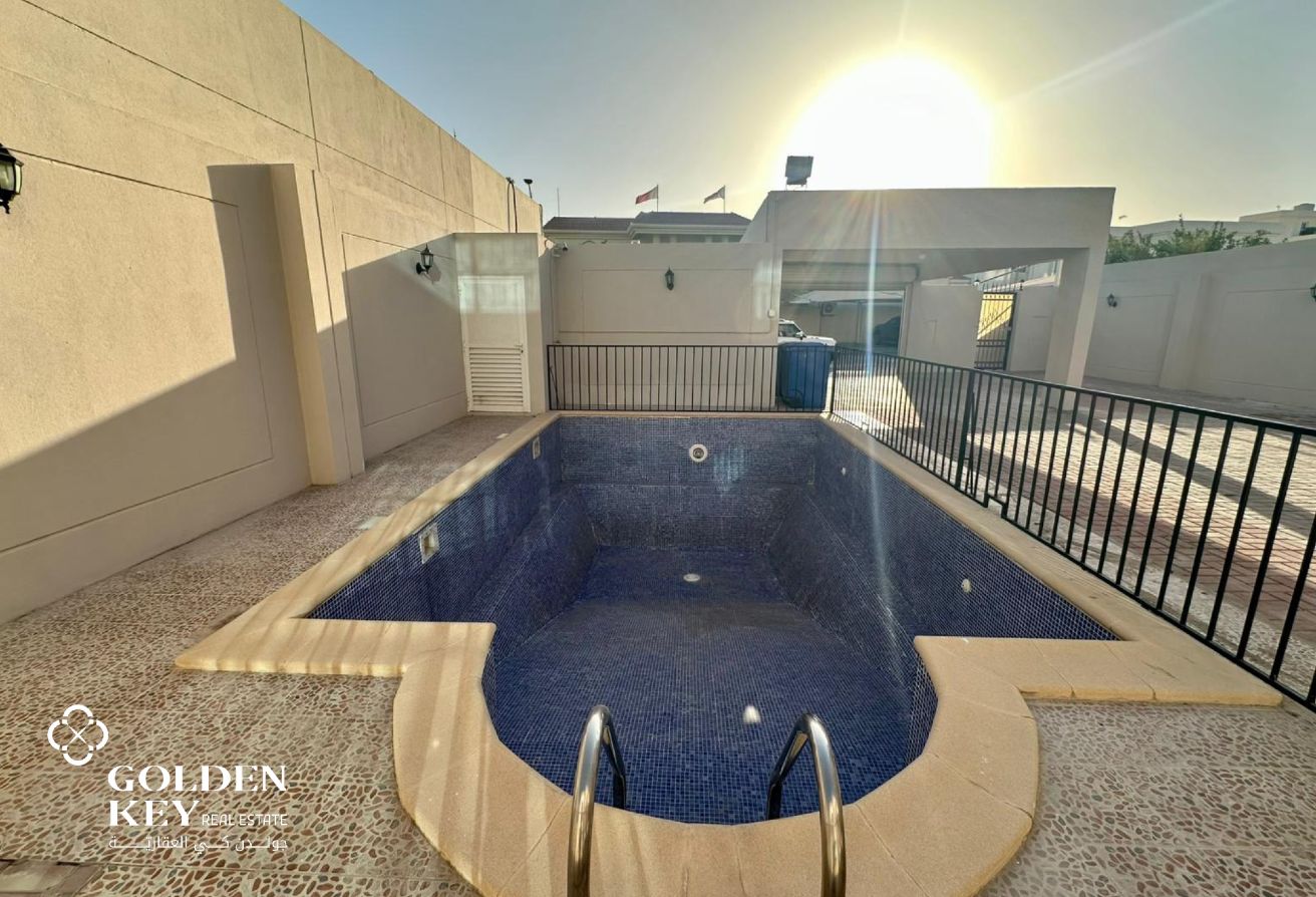 Standalone Villa 4BR+M | Private Pool |Old Airport