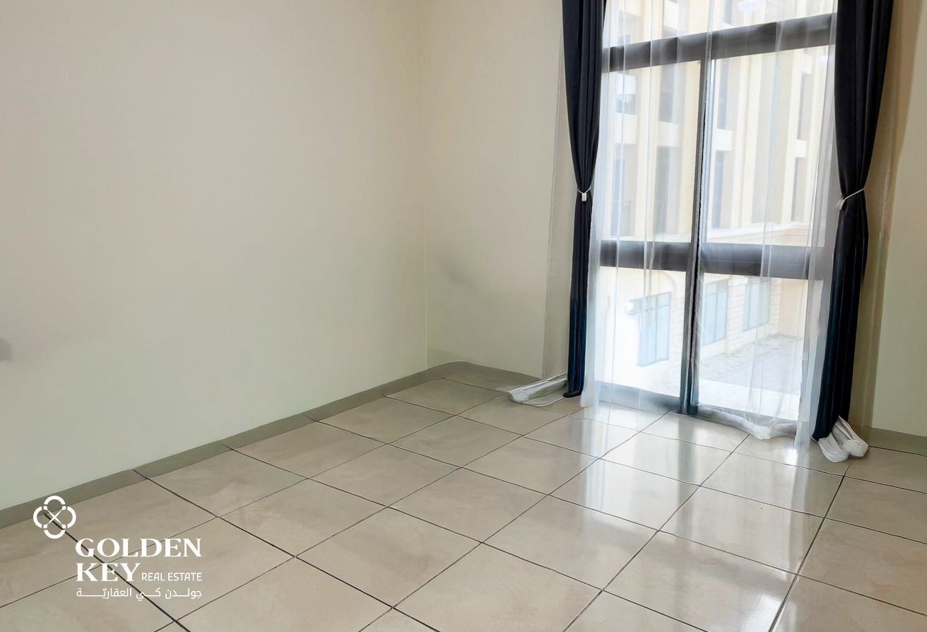 Bills Included | Semi-Furnished Studio | Foxhills