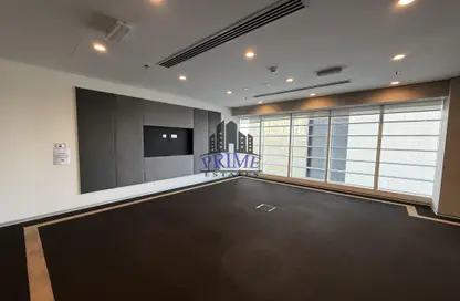 Office Space - 3 Bedrooms - 2 Bathrooms for rent in Marina District - Lusail