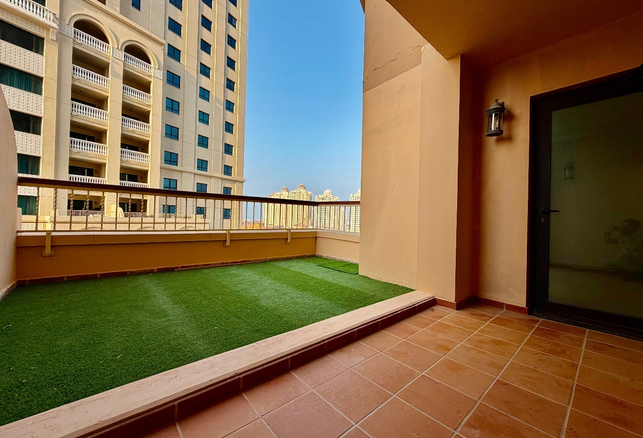 Spacious 1BHK Semi-Furnished | 110 SQM thumbnail 9