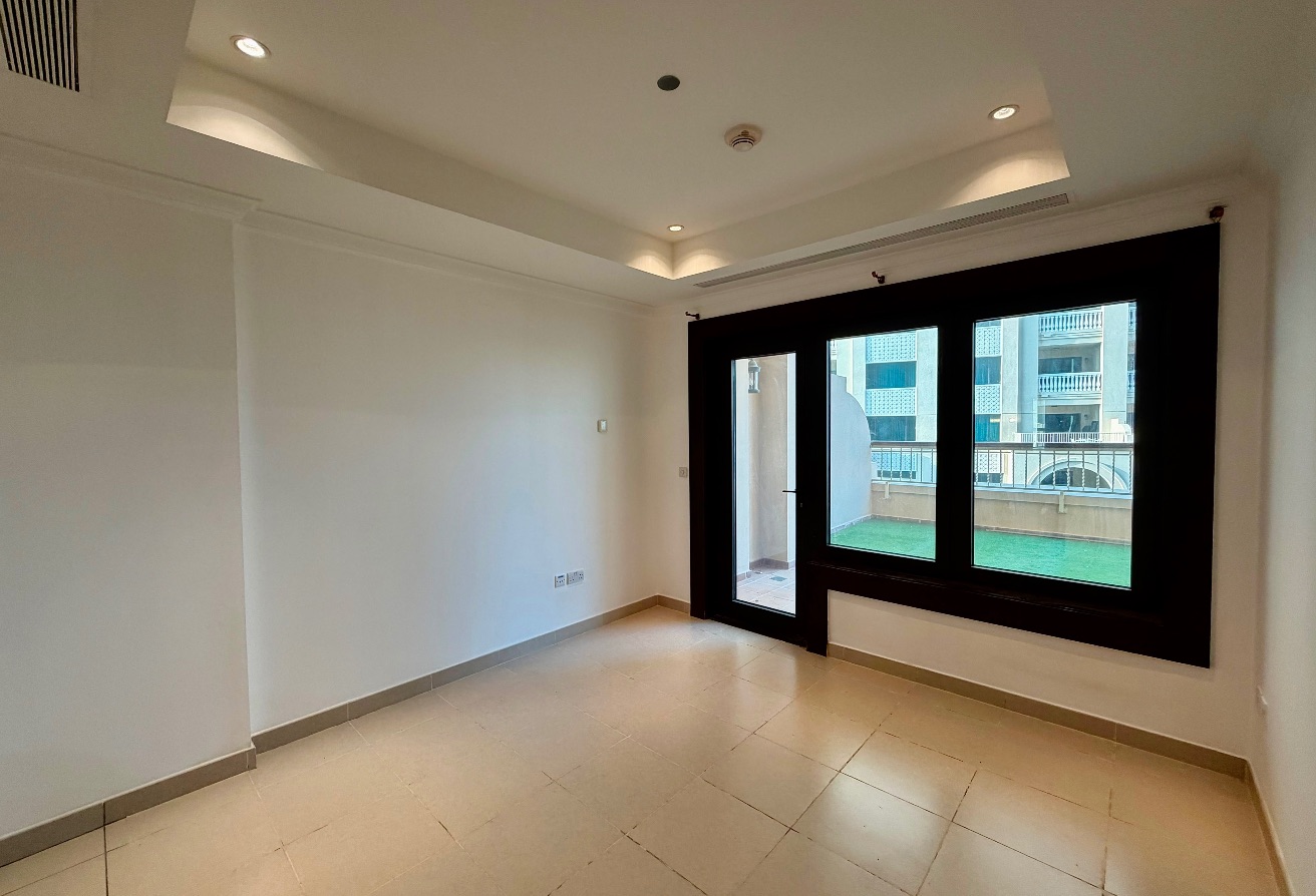 Spacious 1BHK Semi-Furnished | 110 SQM thumbnail 4