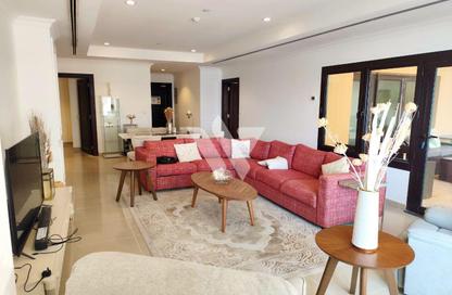 Apartment - 1 Bedroom - 2 Bathrooms for rent in East Porto Drive - Porto Arabia - The Pearl Island - Doha