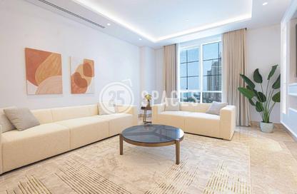 Apartment - 2 Bedrooms - 3 Bathrooms for rent in The Garden - Floresta Gardens - The Pearl Island - Doha