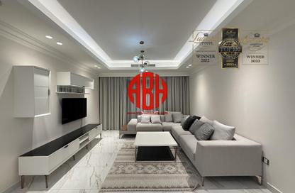 Apartment - 2 Bedrooms - 3 Bathrooms for rent in Giardino Apartments - The Pearl Island - Doha