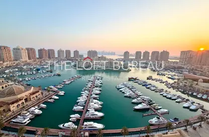 شقة - 2 غرف نوم - 3 حمامات للبيع في طريق بورتو الغربي - بورتو أرابيا - جزيرة اللؤلؤة - الدوحة