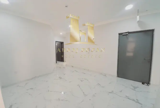 63588138 - Property Image 3