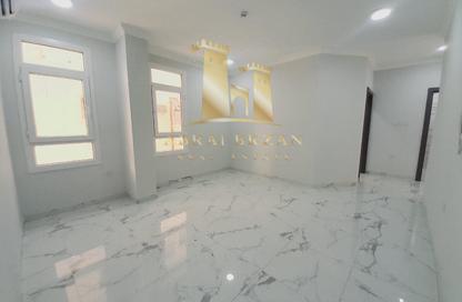 Apartment - 3 - 2 for rent in Umm Ghuwalina - Umm Ghuwailina - Doha
