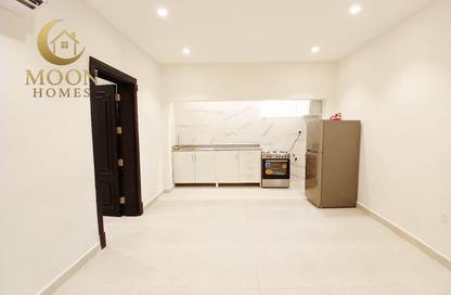 Apartment - 1 - 1 for rent in Umm Ghuwailina 4 - Umm Ghuwailina - Doha