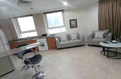 Apartment - 1 - 1 for rent in Al Aqaria Tower - Old Salata - Salata - Doha Apartment - 1 - 1 for rent in Al Aqaria Tower - Old Salata - Salata - Doha