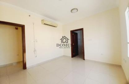Apartment - 2 - 3 for rent in Thabit Bin Zaid Street - Al Mansoura - Doha