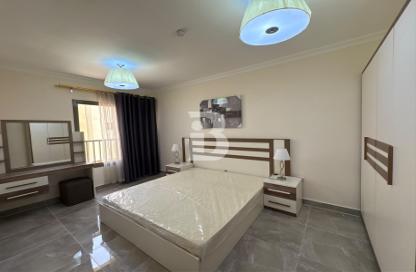Villa - 4 Bedrooms - 5 Bathrooms for rent in Ezdan Village - Al Wakra