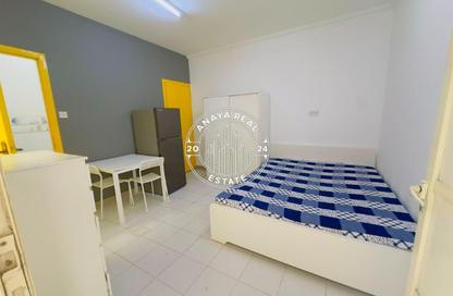 Villa - Studio - 1 Bathroom for rent in Bu Hamour Street - Abu Hamour - Doha