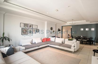 Apartment - 1 Bedroom - 2 Bathrooms for rent in East Porto Drive - Porto Arabia - The Pearl Island - Doha Apartment - 1 Bedroom - 2 Bathrooms for rent in East Porto Drive - Porto Arabia - The Pearl Island - Doha