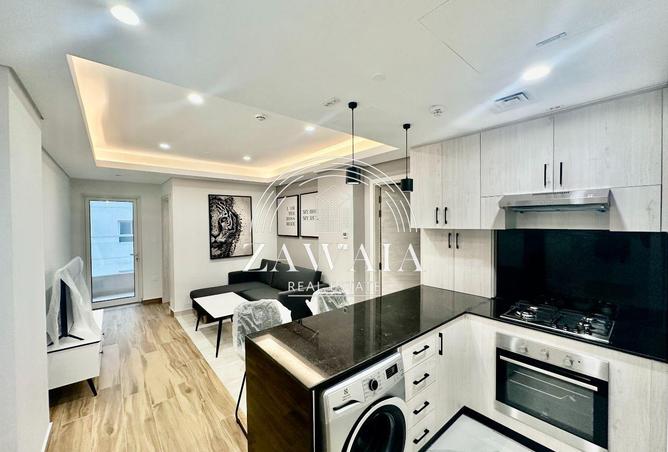 990399 - Property Image 2