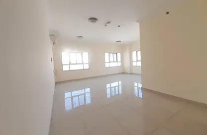 Apartment - 2 Bedrooms - 3 Bathrooms for rent in Al Mansoura - Al Mansoura - Doha