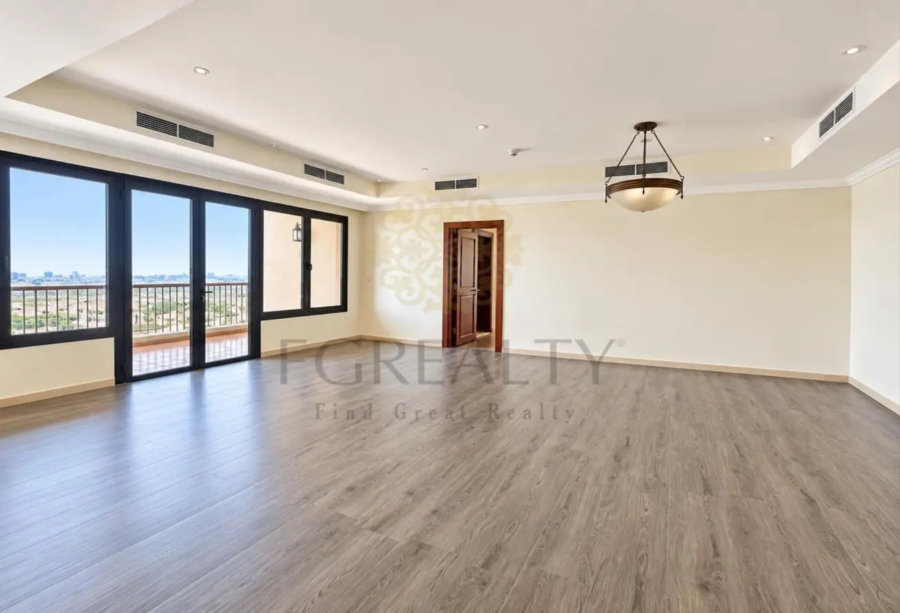 62353702 - Property Main Image