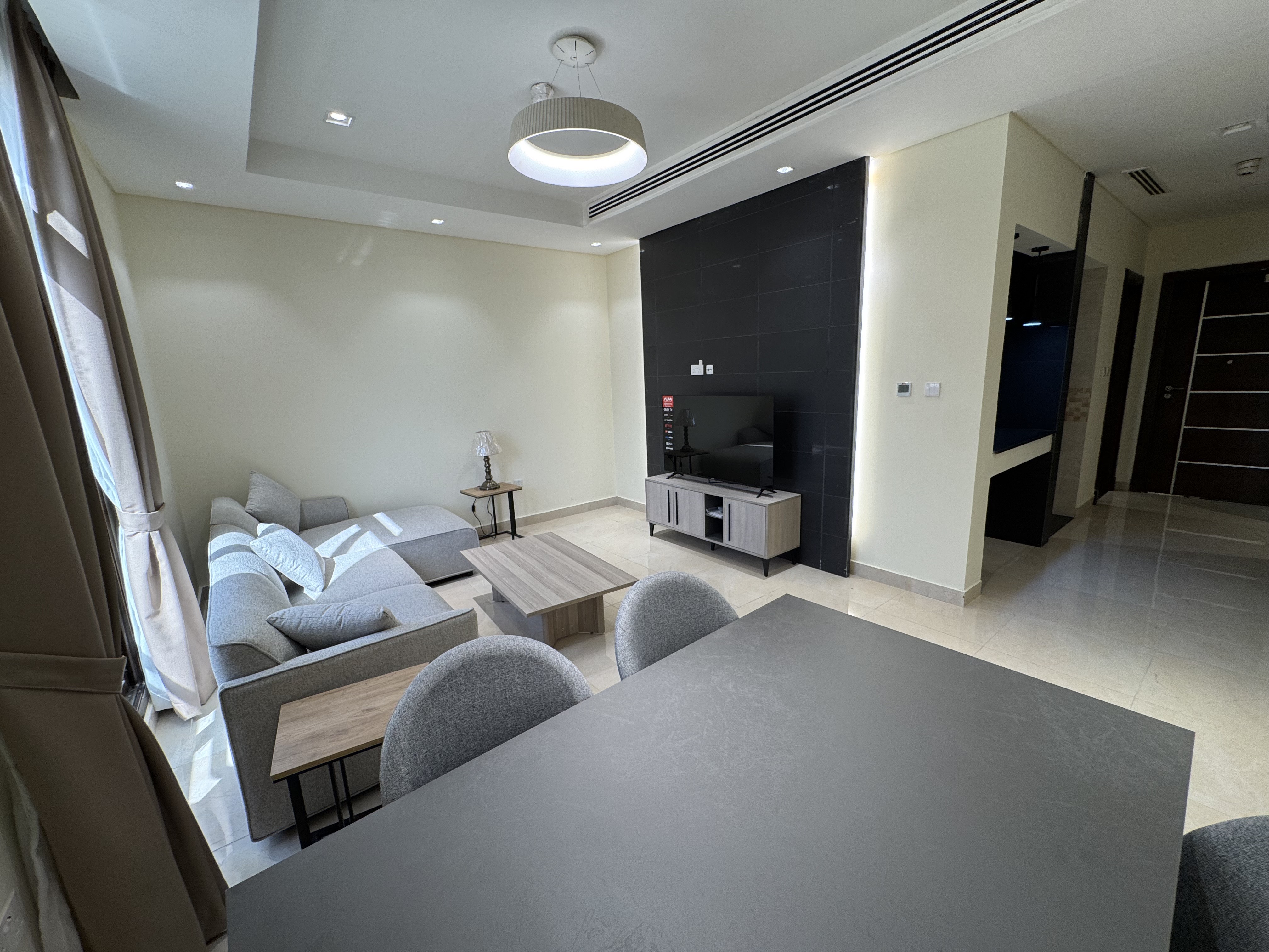 BRAND NEW 1BEDROOM FULLY FURNISHED WITH BALCONY thumbnail 6
