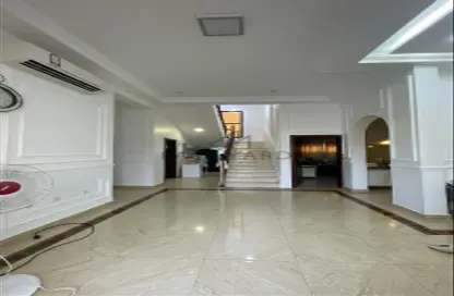 فيلا - 7 غرف نوم - 8 حمامات للبيع في أم قرن - الضعاين