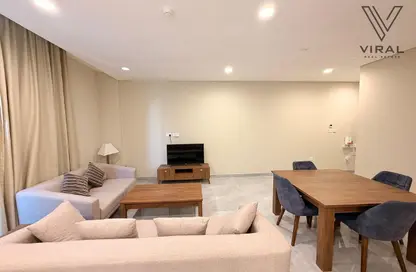 Apartment - 2 Bedrooms - 3 Bathrooms for rent in Giardino Apartments - The Pearl Island - Doha