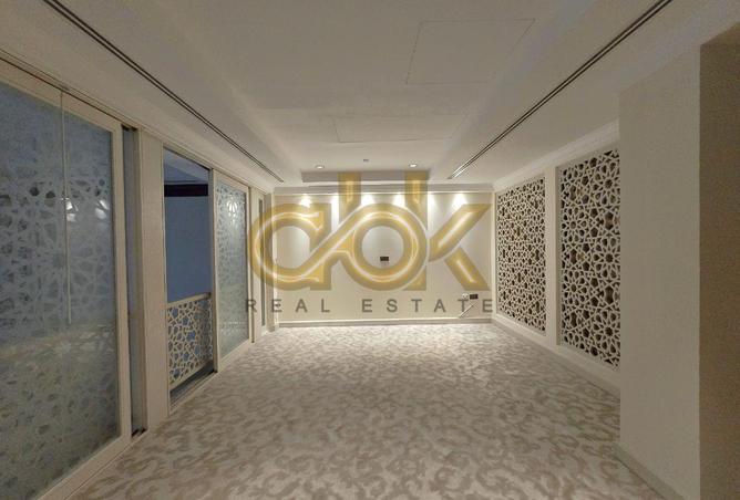 60169763 - Property Image 2