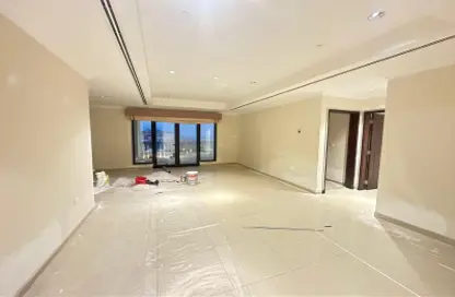 شقة - 2 غرف نوم - 3 حمامات للايجار في طريق بورتو الشرقي - بورتو أرابيا - جزيرة اللؤلؤة - الدوحة