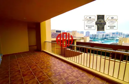 Apartment - 2 Bedrooms - 3 Bathrooms for rent in West Porto Drive - Porto Arabia - The Pearl Island - Doha