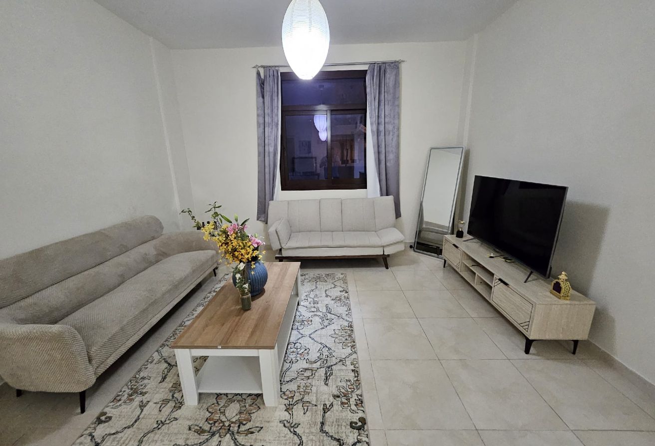 COZY 1 BHK FF NEAR TO TRAMSTATION AND 24/7 GROCERY thumbnail 8