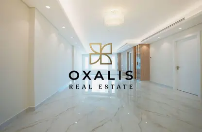 Apartment - 1 Bedroom - 2 Bathrooms for rent in East Porto Drive - Porto Arabia - The Pearl Island - Doha