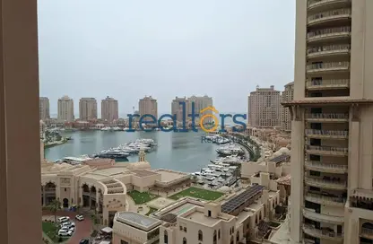 Apartment - 2 Bedrooms - 3 Bathrooms for rent in Tower 7 (Ferrari Tower) - Porto Arabia - The Pearl Island - Doha