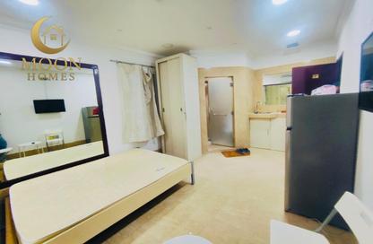 Apartment - Studio - 1 Bathroom for rent in Umm Ghwailina Comm - Umm Ghuwalina - Umm Ghuwailina - Doha Apartment - Studio - 1 Bathroom for rent in Umm Ghwailina Comm - Umm Ghuwalina - Umm Ghuwailina - Doha