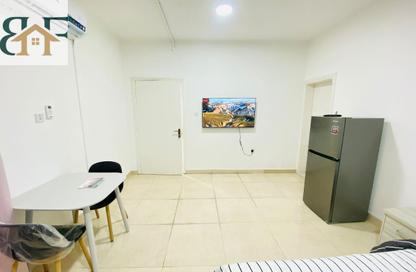 Apartment - Studio - 1 Bathroom for rent in Najma - Doha