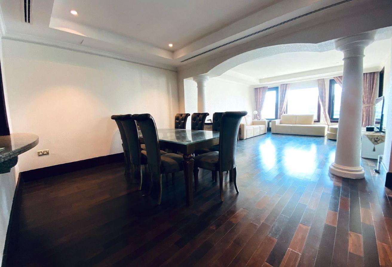 Maina View | Touwnhouse 4 Bedrooms + Maid s