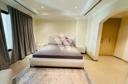 Apartment - 1 Bedroom - 2 Bathrooms for rent in East Porto Drive - Porto Arabia - The Pearl Island - Doha