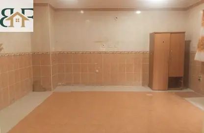 Apartment - 1 Bathroom for rent in New Salata - Salata - Doha