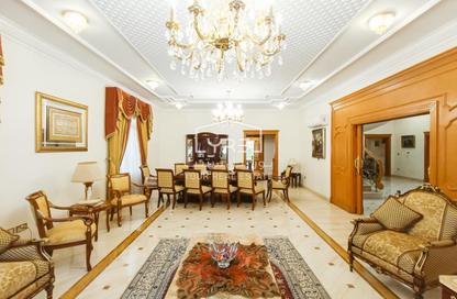 Villa - 5 Bedrooms - 6 Bathrooms for sale in Mamoura 18 - Al Maamoura - Doha