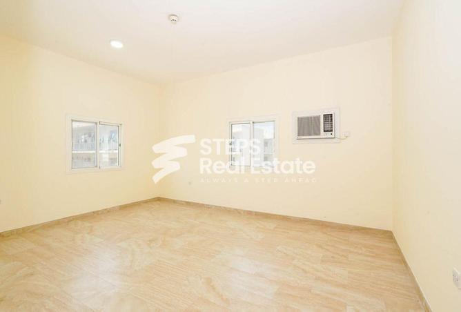 1010774 - Property Image 3