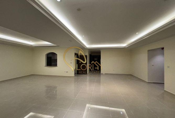 61674953 - Property Image 3