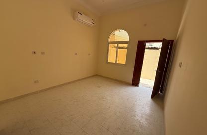 Apartment - 1 Bedroom - 1 Bathroom for rent in Al Aziziyah - Al Aziziyah - Doha