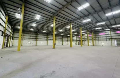مخزن - استوديو - 6 حمامات للايجار في المنطقة الصناعية 4 - المنطقة الصناعية - المنطقة الصناعية - الدوحة
