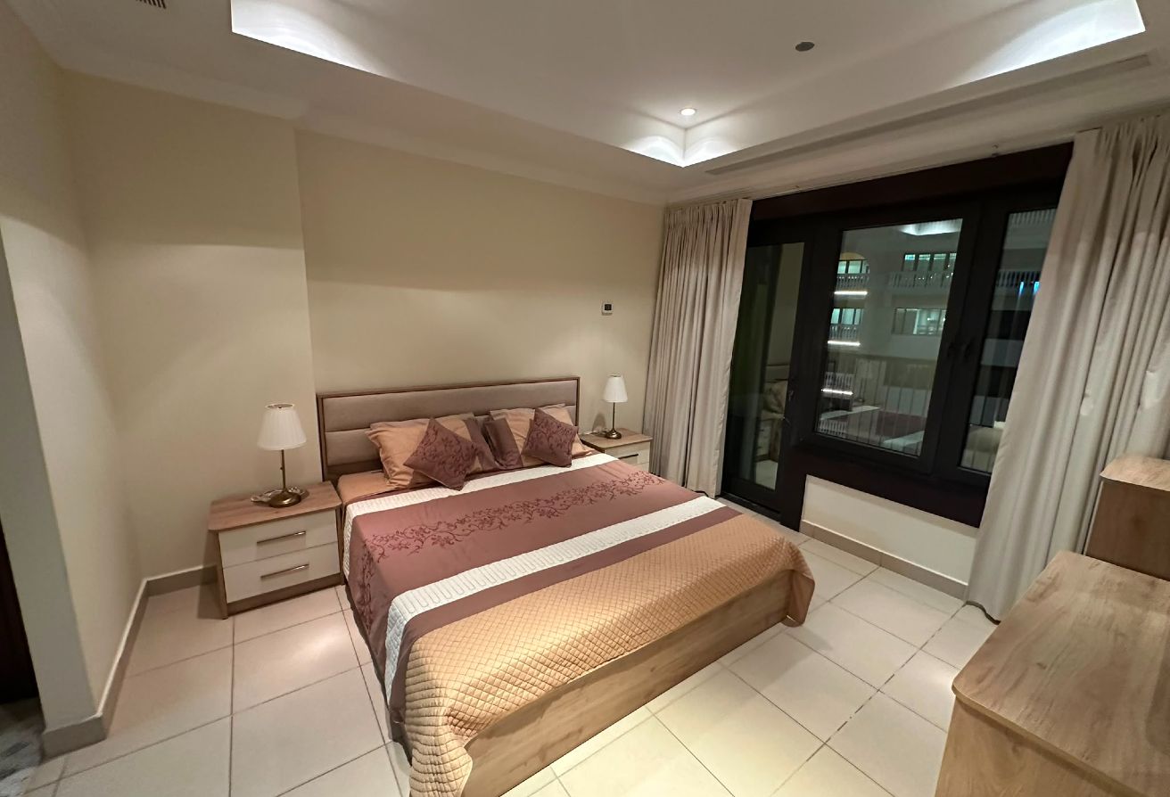 Porto Arabia:Furnished 1BR + Office Space QAR 8500 thumbnail 15