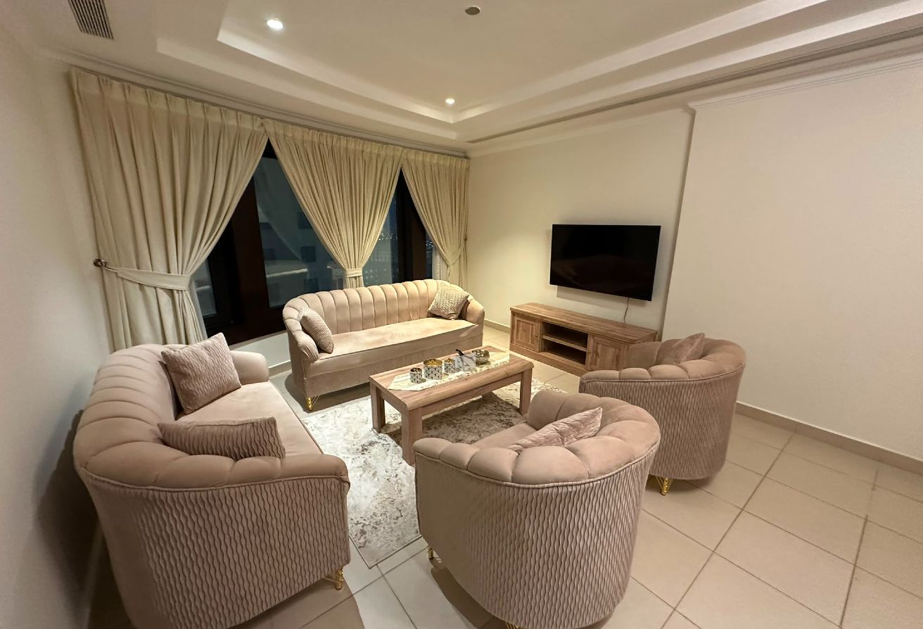Porto Arabia:Furnished 1BR + Office Space QAR 8500 thumbnail 16