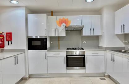 Apartment - 1 Bedroom - 1 Bathroom for rent in Marina Tower 23 - Marina District - Lusail
