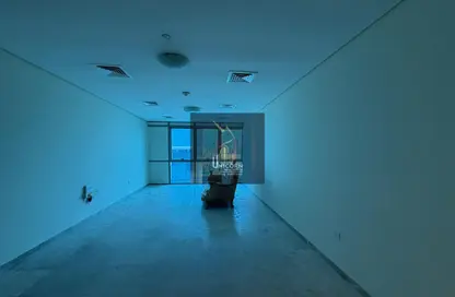 Apartment - 2 Bedrooms - 4 Bathrooms for rent in Zig Zag Tower B - Zig Zag Towers - West Bay - Doha