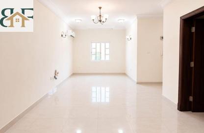 Apartment - 2 Bedrooms - 2 Bathrooms for rent in Al Mansoura - Al Mansoura - Doha