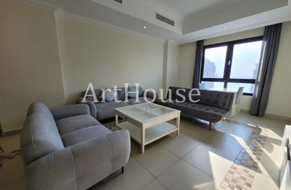 Apartment - 1 Bedroom - 2 Bathrooms for rent in Viva East - Viva Bahriyah - The Pearl Island - Doha
