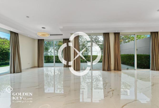 54103250 - Property Main Image